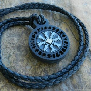 Оберег "Эгисхьяльм Шлем ужаса" (резьба по камню)