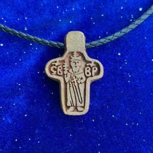 Нательная иконка по образцу X в. Резьба по камню, яшма, апатит)