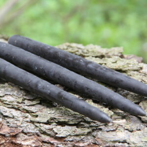 Алтарная черная восковая свеча