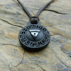 Велес в сварожьем круге Резьба по камню, шунгит