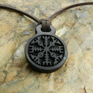 Шлем ужаса Эгисхьяльм #2