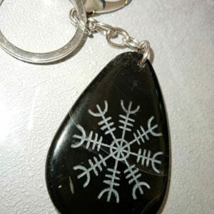 АГИСХЪЯЛЬМ, Шлем Ужаса. Гравировка на натуральном камне