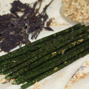 Денежная свеча с базиликом и каштаном