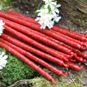 Свеча красная ПРИВЛЕКАТЕЛЬНОСТЬ