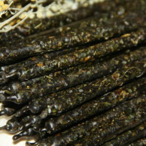 Свеча черная с крапивой, зверобоем и полынью горькой