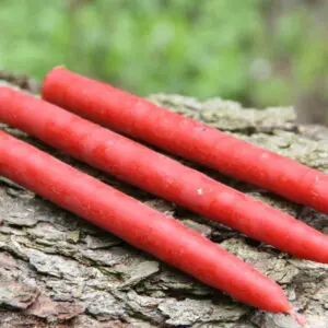 Алтарная красная восковая свеча