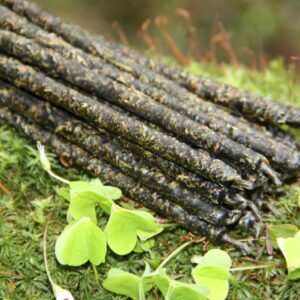 Свеча черная СО ЗВЕРОБОЕМ