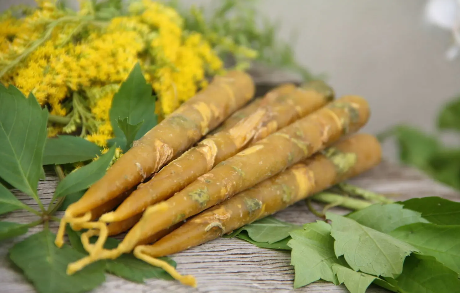 Свеча восковая с дурманом — изображение 4