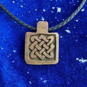 Кулон Звезда Лады. Резьба по камню, яшма