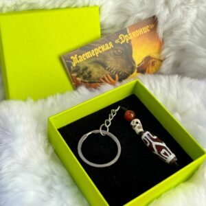 Брелки с бусиной ДЗИ большие (в ассортименте)