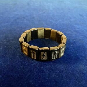 Рунический браслет из обсидиана