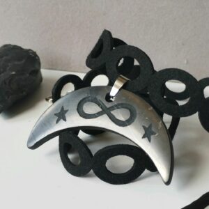 Амулет ЛУННАЯ МАГИНЯ, шунгит